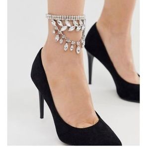 Glam anklet with rhinestone detail